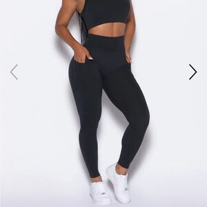 Bombshell Curves leggings